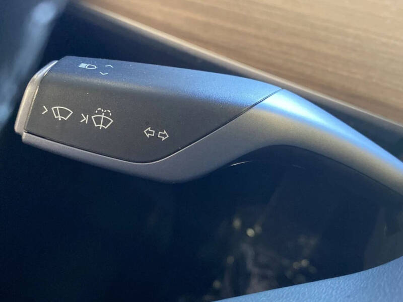 2021 Tesla Model Y Standard Range