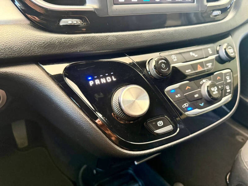 2019 Chrysler Pacifica Touring Plus