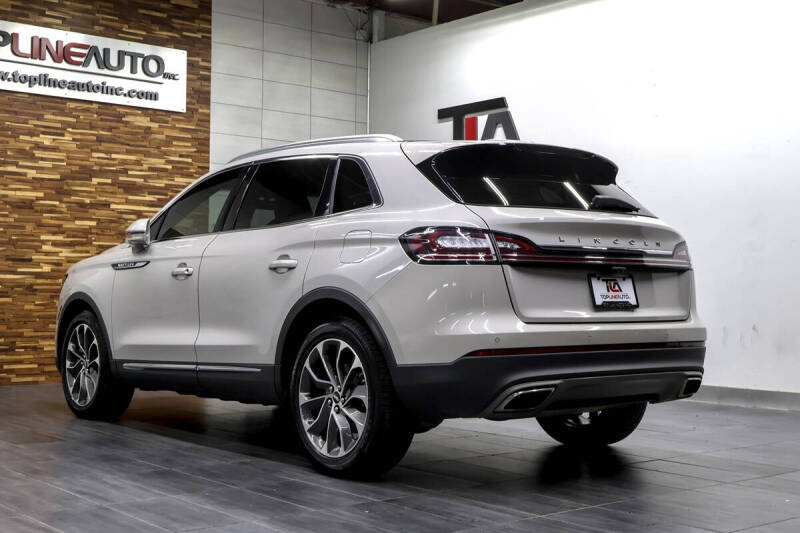 2021 Lincoln Nautilus Reserve