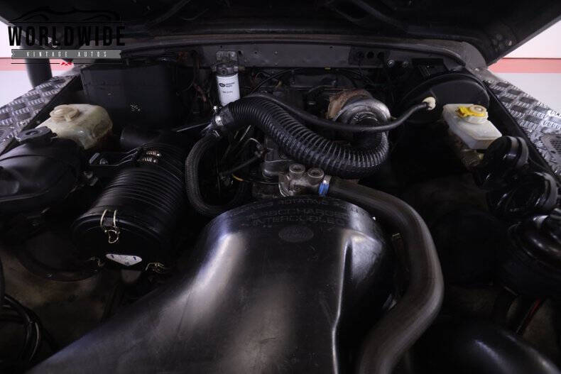 1984 Land Rover Defender