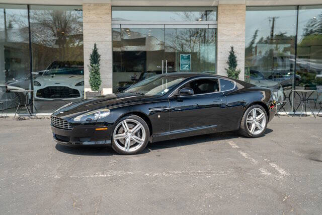 2010 Aston Martin DB9 40