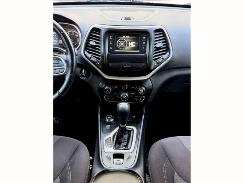 2017 Jeep Cherokee Latitude