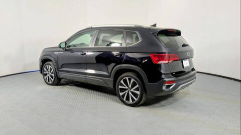 2024 Volkswagen Taos SE