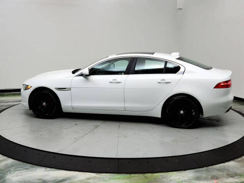 2017 Jaguar XE 25t Prestige