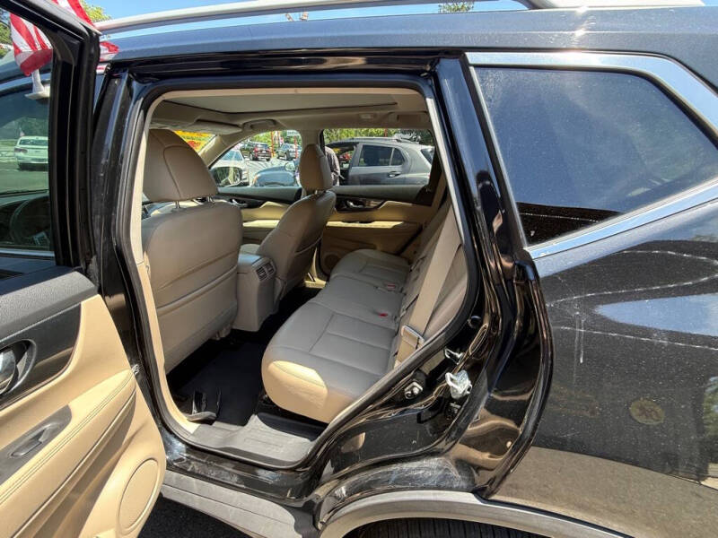 2016 Nissan Rogue S