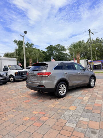 2017 Kia Sorento L