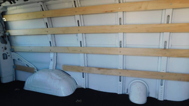 2024 GMC Savana 2500