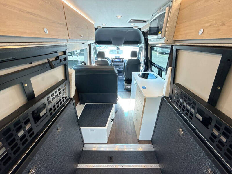 2025 Mercedes-Benz Sprinter
