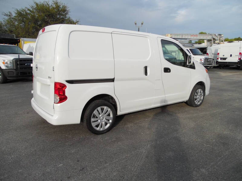 2017 Nissan NV200 SV