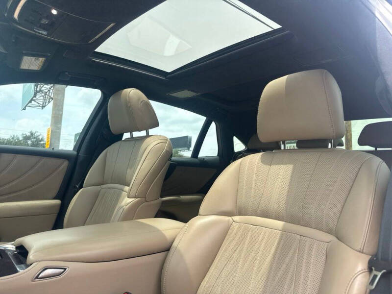 2023 Lexus LS 500