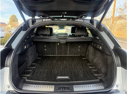 2021 Land Rover Range Rover Velar P400 R-Dynamic HSE