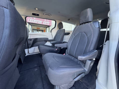 2018 Chrysler Pacifica LX