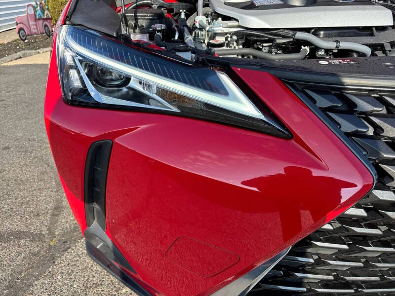2022 Lexus UX 250h