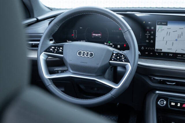 2025 Audi Q5 quattro Premium Plus TFSI