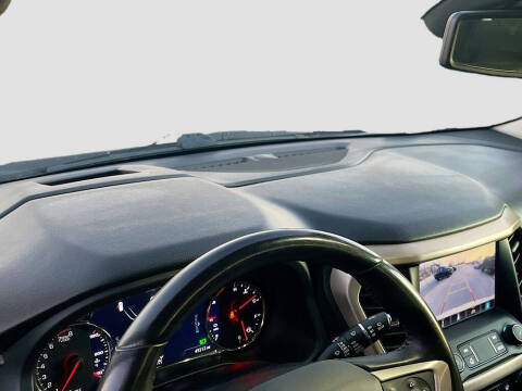 2022 GMC Acadia Denali