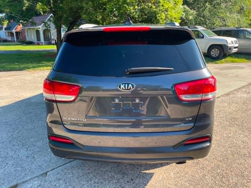 2016 Kia Sorento LX V6