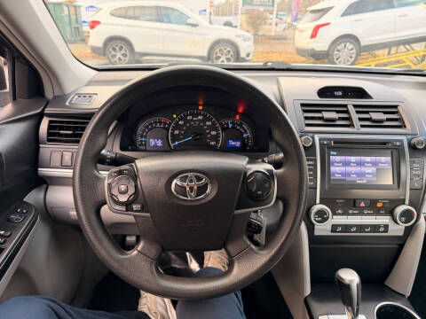2014 Toyota Camry LE