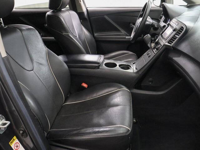 2014 Toyota Venza LE