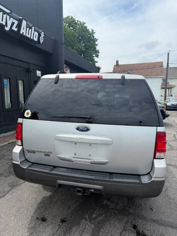 2005 Ford Expedition XLT