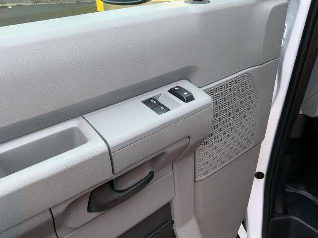 2025 Ford E-Series