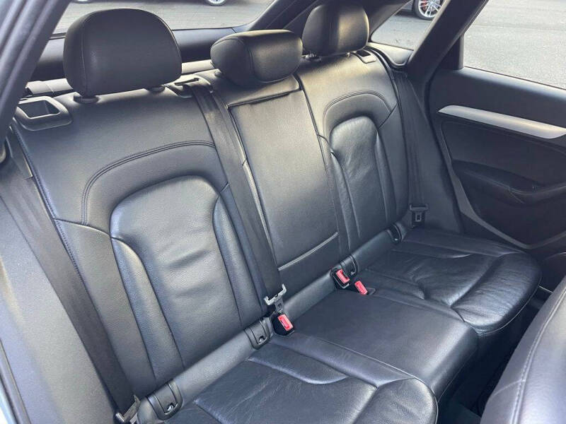 2015 Audi Q3 2.0T quattro Prestige