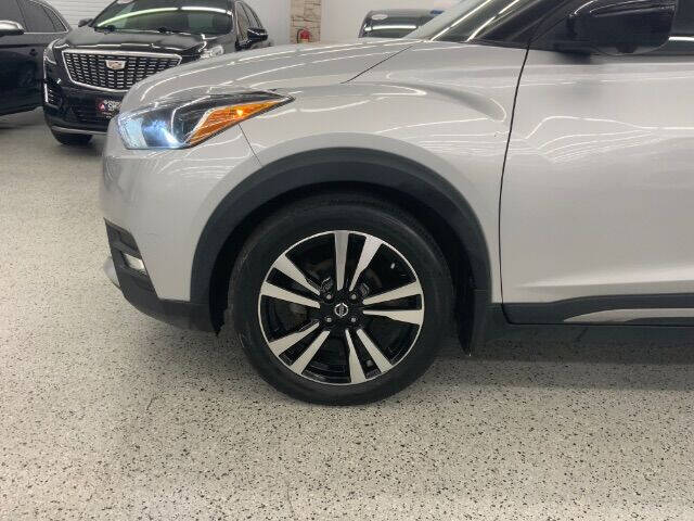 2020 Nissan Kicks SR