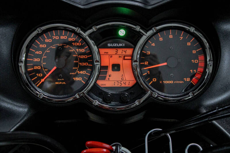 2012 Suzuki V-STROM 1050DE Adventure