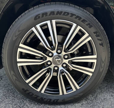 2026 Lexus LX 700h Luxury