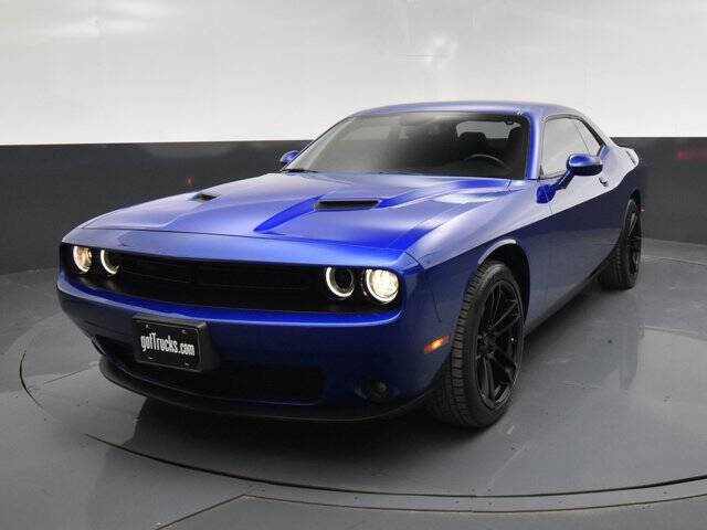2022 Dodge Challenger SXT