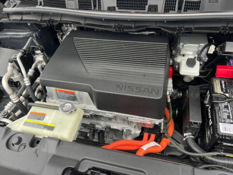 2022 Nissan LEAF SL PLUS