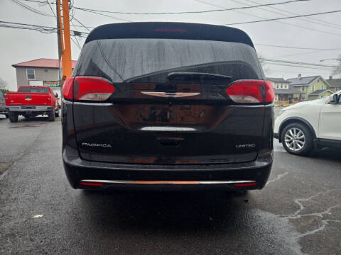 2017 Chrysler Pacifica Limited