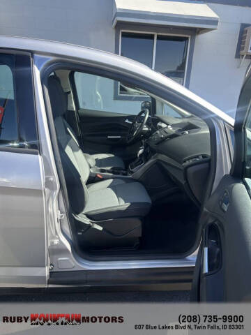 2017 Ford C-MAX Hybrid SE