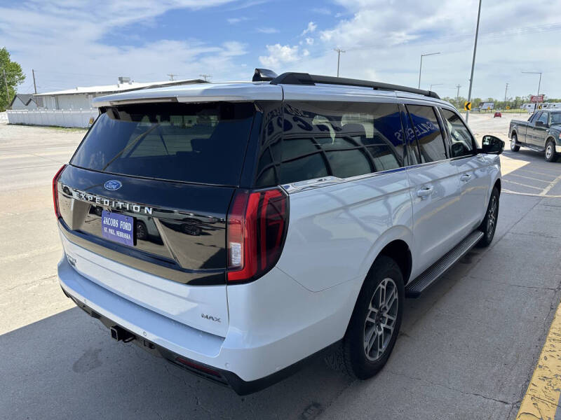 2025 Ford Expedition MAX Active