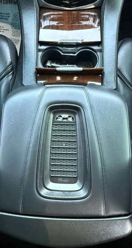 2018 Cadillac Escalade Luxury