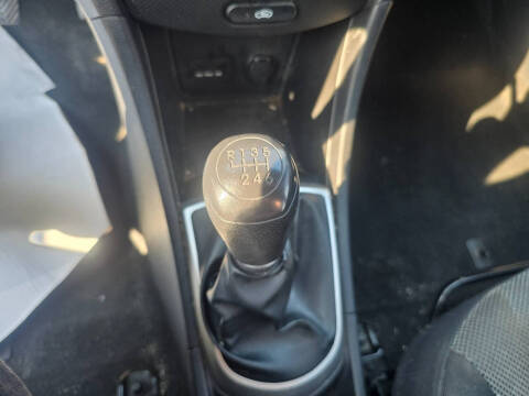 2012 Hyundai Accent GS