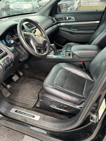 2016 Ford Explorer Sport