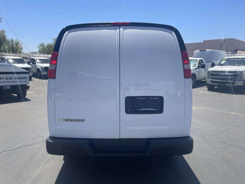 2021 Chevrolet Express 2500