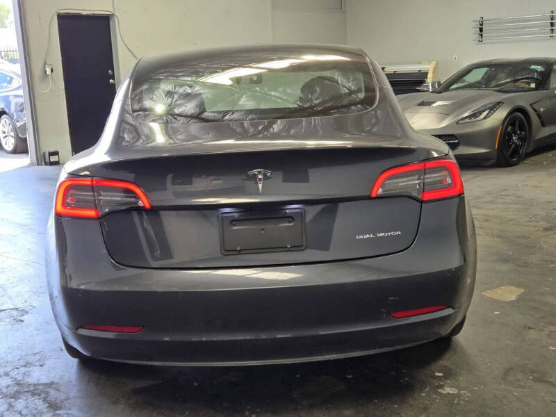 2022 Tesla Model 3 Long Range
