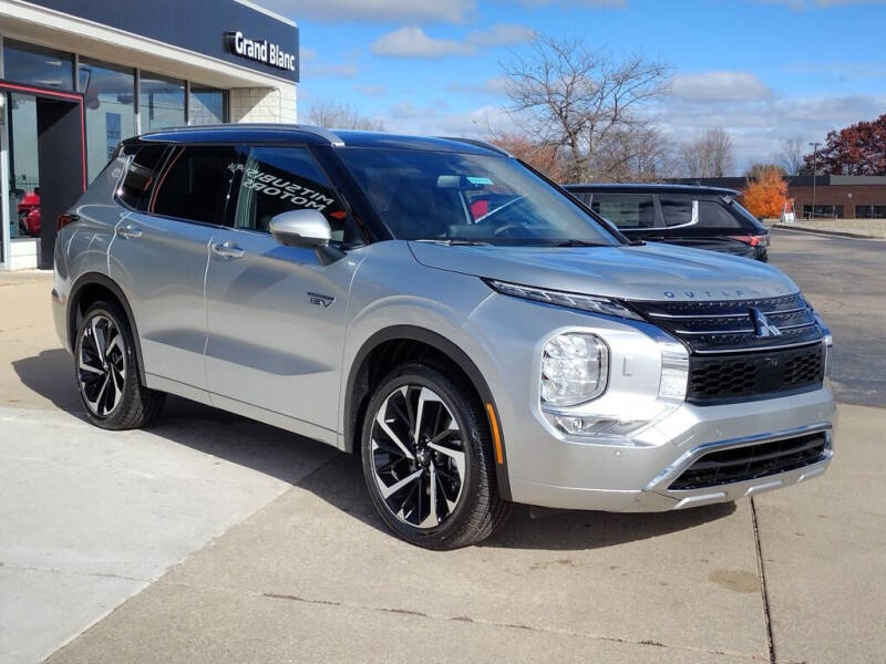 2025 Mitsubishi Outlander PHEV SEL