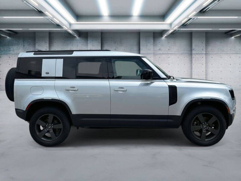 2023 Land Rover Defender 110 S