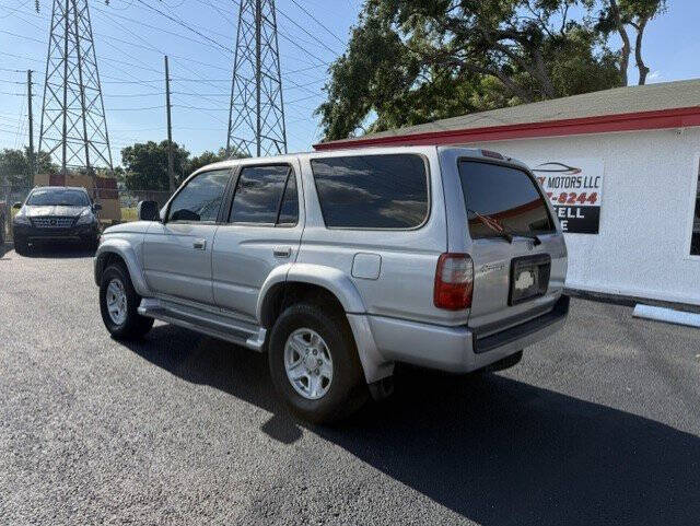 2000 Toyota 4Runner SR5