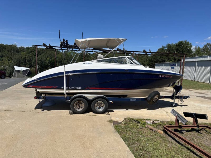 2016 Yamaha 242Limited