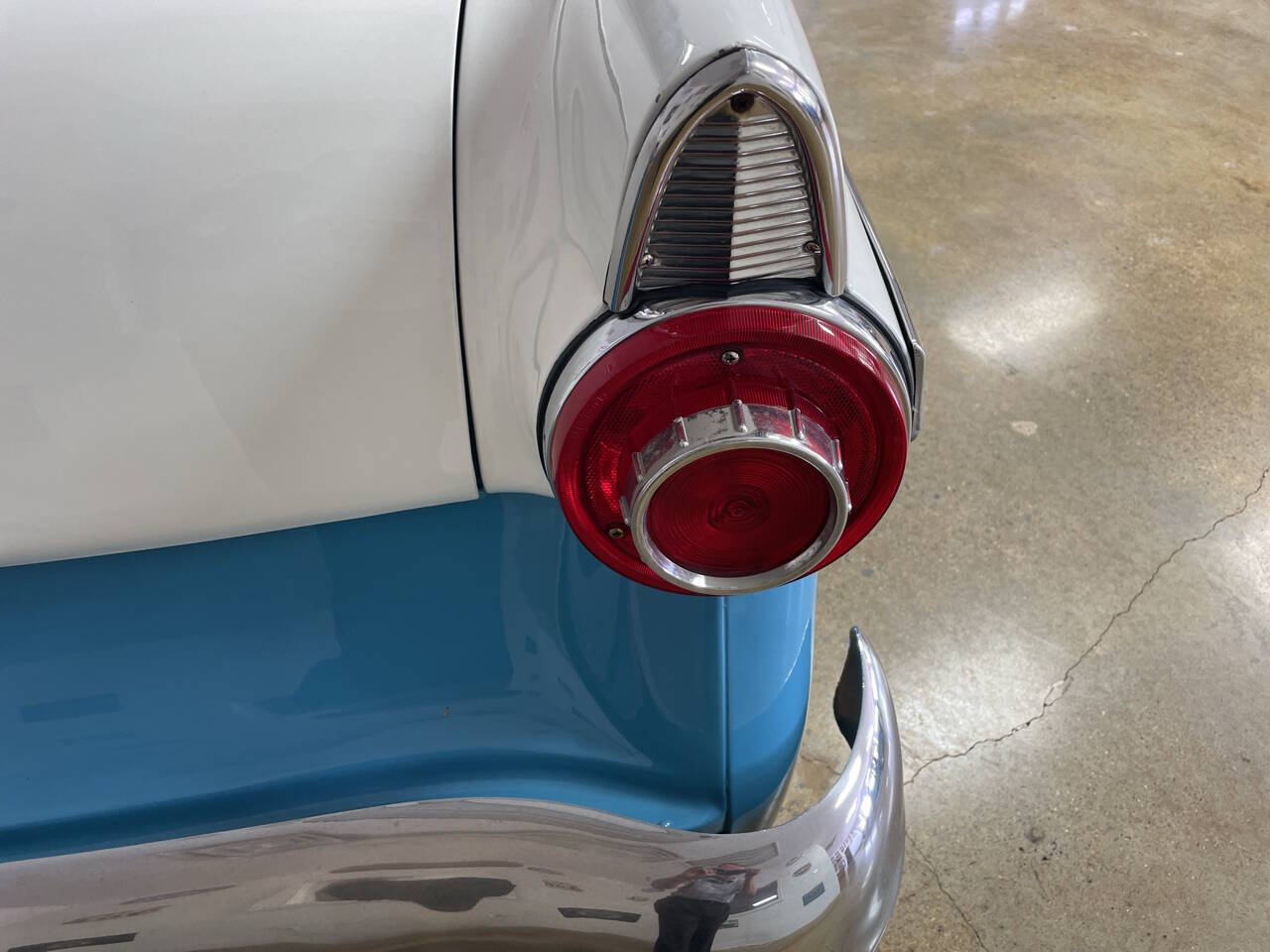 1956 Ford Fairlane 14