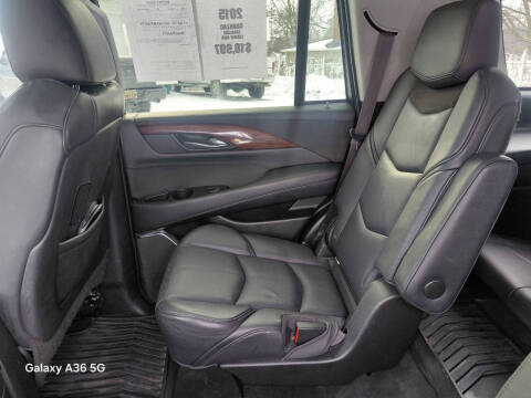 2015 Cadillac Escalade Luxury