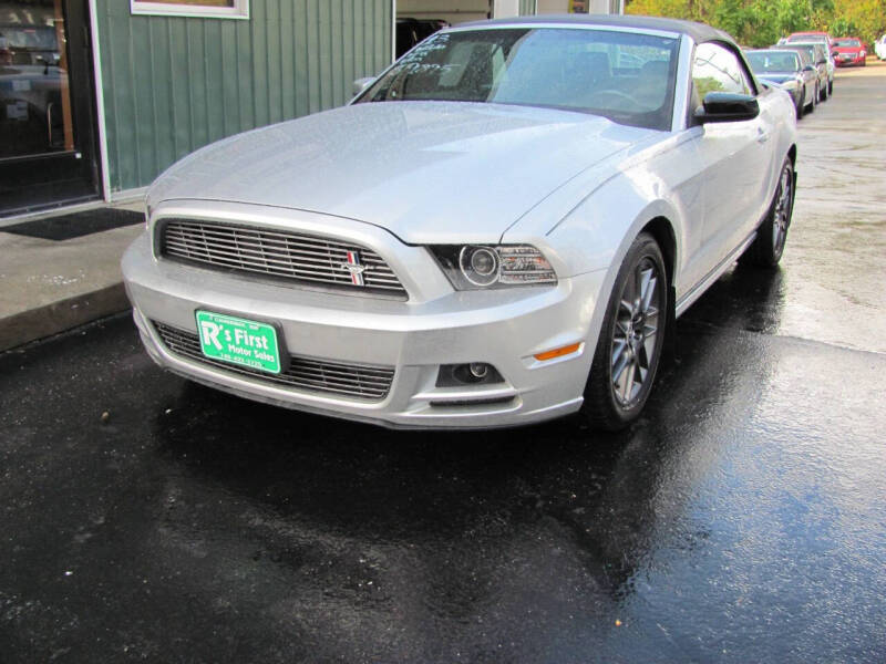 2013 Ford Mustang V6 Premium photo 3