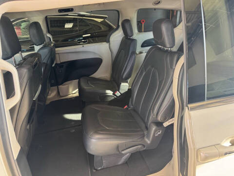 2019 Chrysler Pacifica Touring L Plus