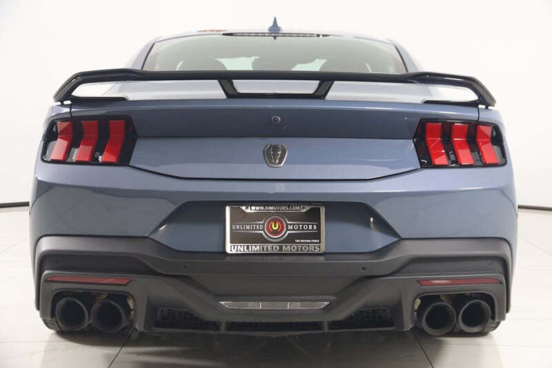 2024 Ford Mustang Dark Horse