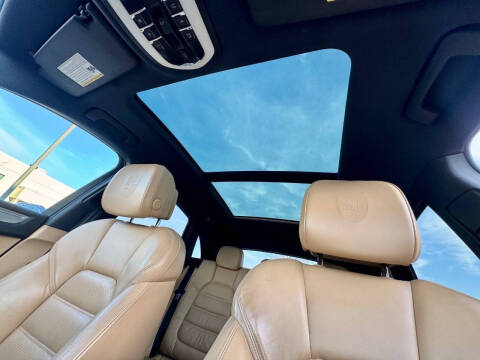 2017 Porsche Macan GTS