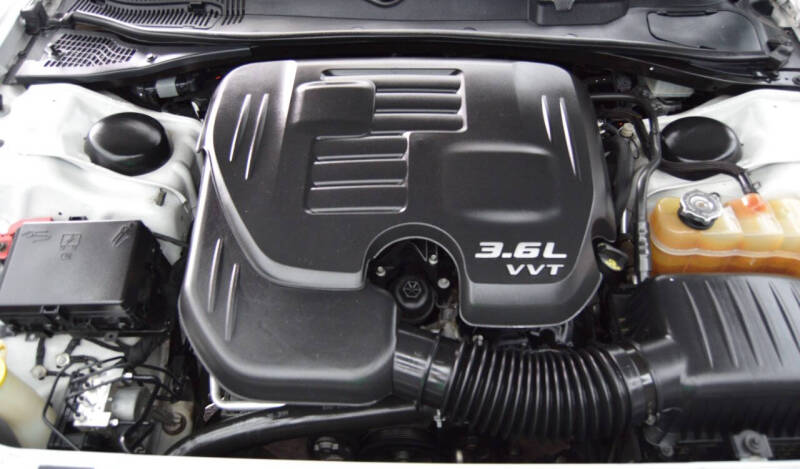 2018 Dodge Challenger SXT Plus