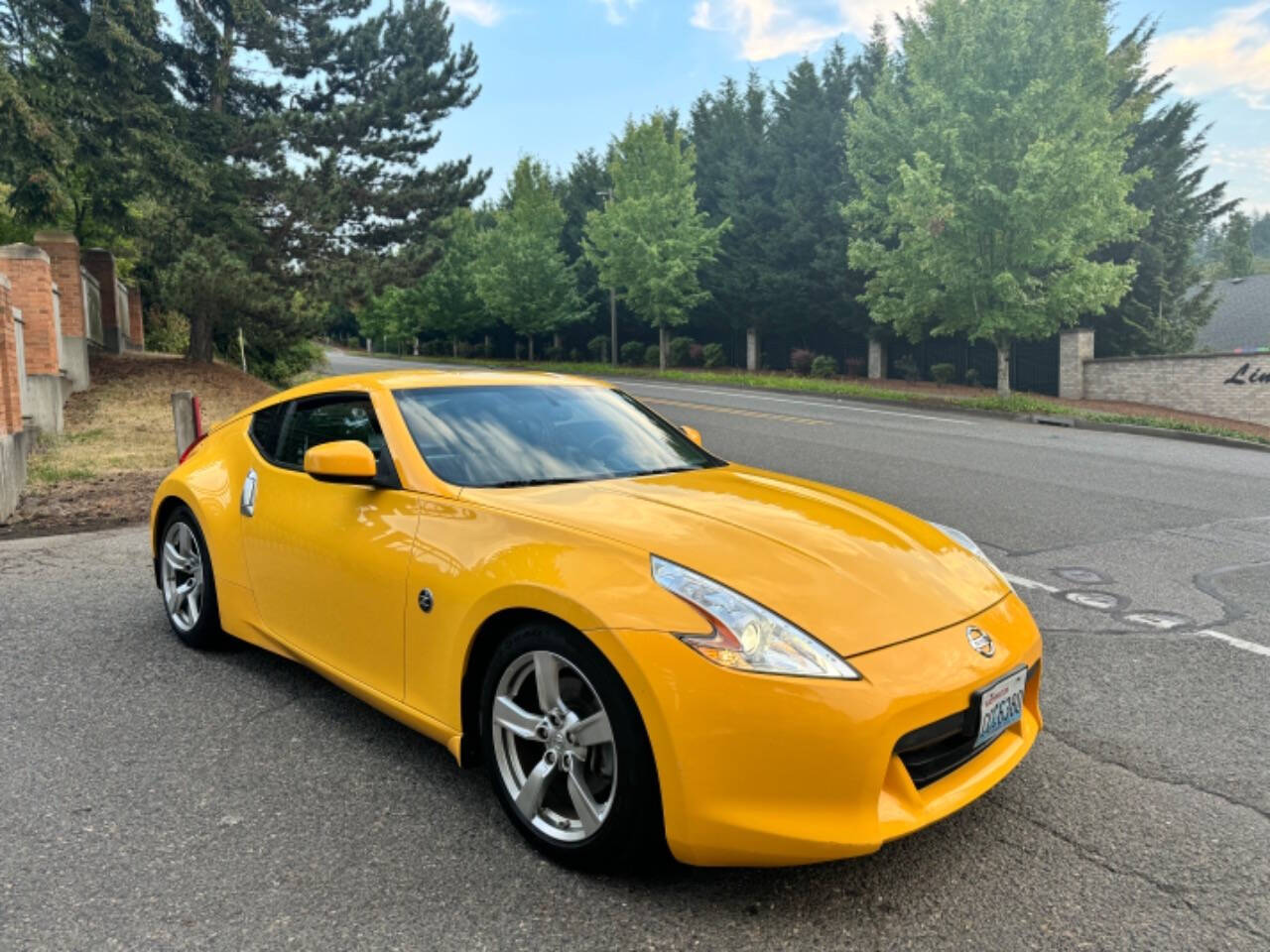 2009 Nissan 370Z for sale at E & A MOTORS in Portland, OR